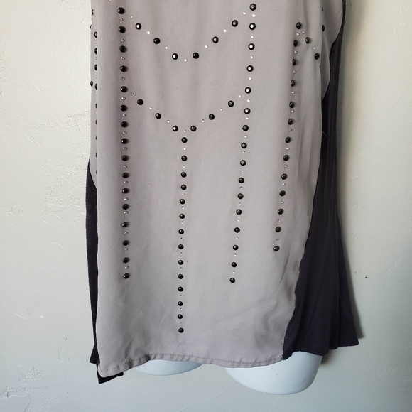 Studio Y Small Sleeveless Blouse Grey Hematite Embellishments Keyhole Dressy Top - Picture 4 of 8